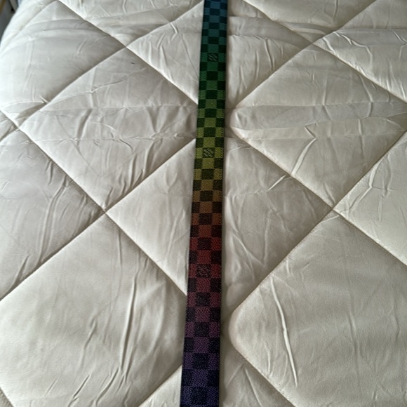 This is a used but in great condition Louie Vuitton rainbow belt - Picture 3 of 6
